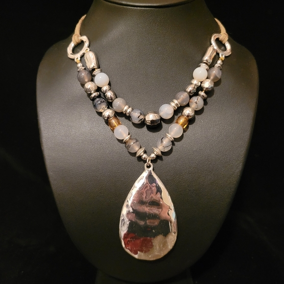 Bella Jack Jewelry - Bella Jack Large Hammered Teardrop Pendent Glass Beaded Necklace